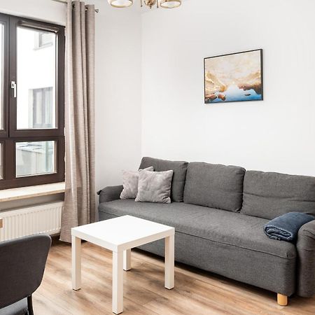 Metro Plocka Cosy Apartment 华沙 外观 照片