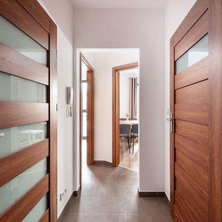 Metro Plocka Cosy Apartment 华沙 外观 照片