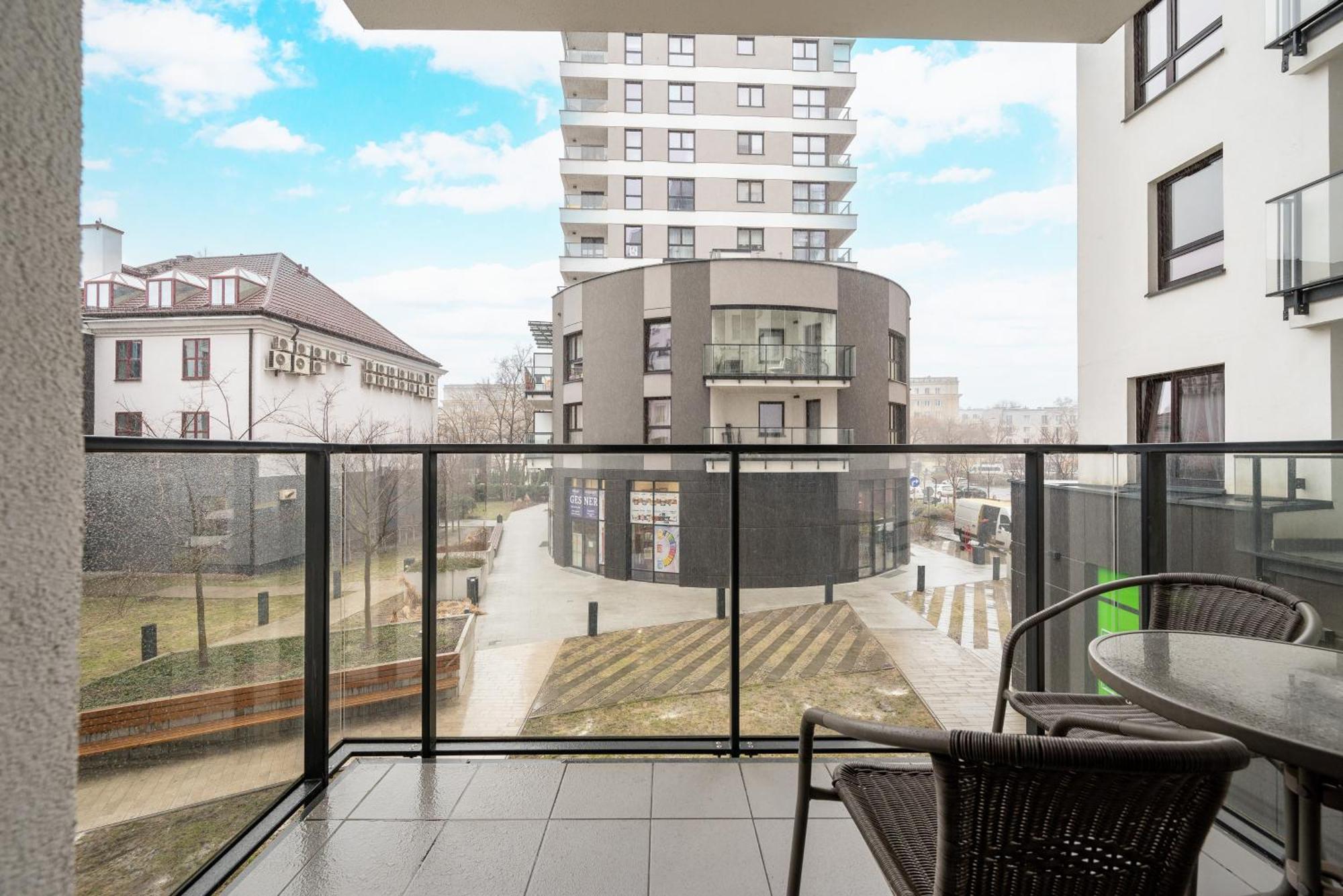 Metro Plocka Cosy Apartment 华沙 外观 照片