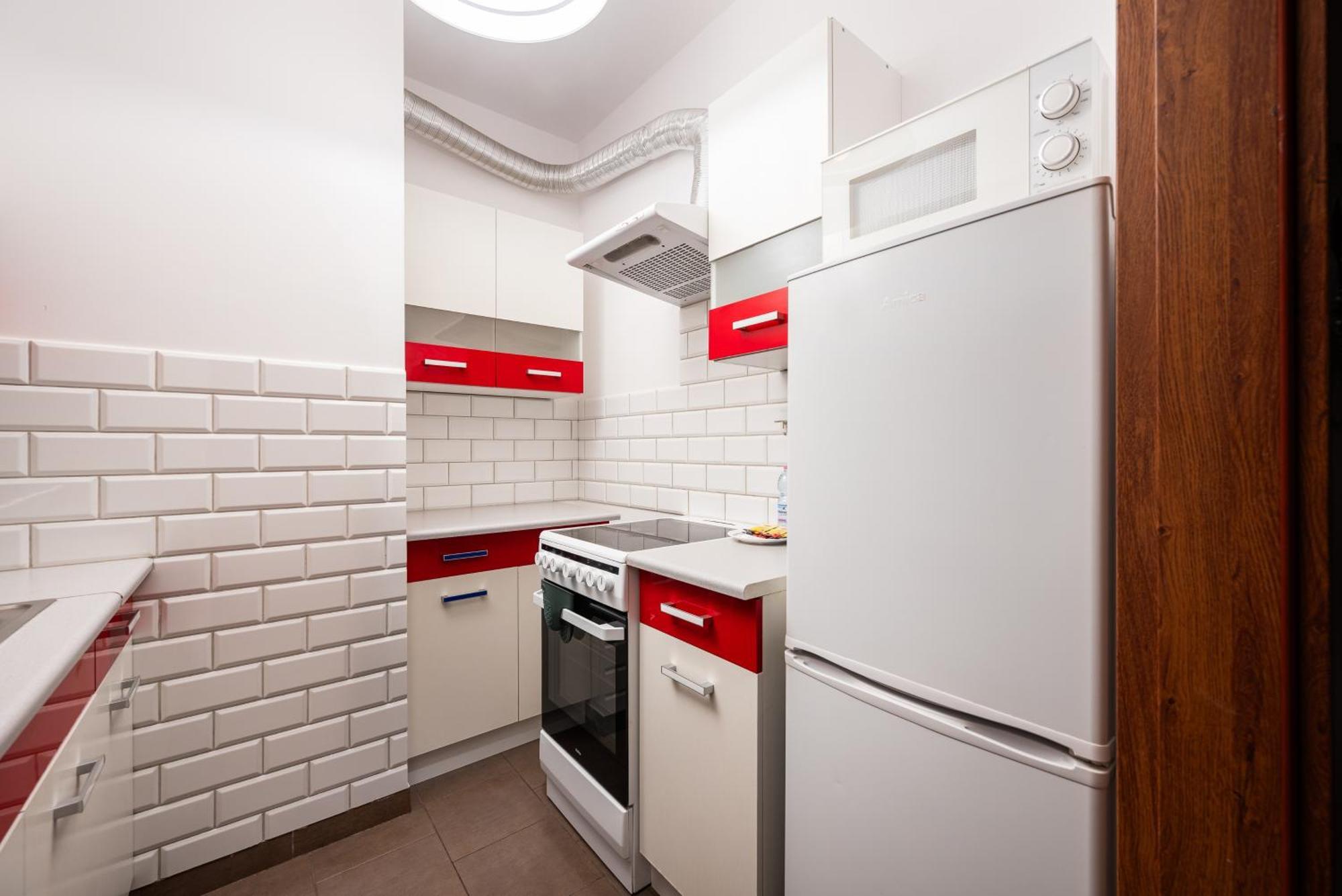 Metro Plocka Cosy Apartment 华沙 外观 照片